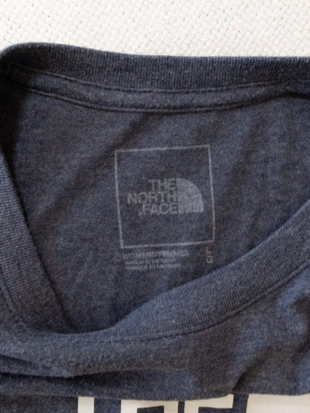 The North Face Women's Navy Logo Crew T-Shirt - Picture 2 of 13